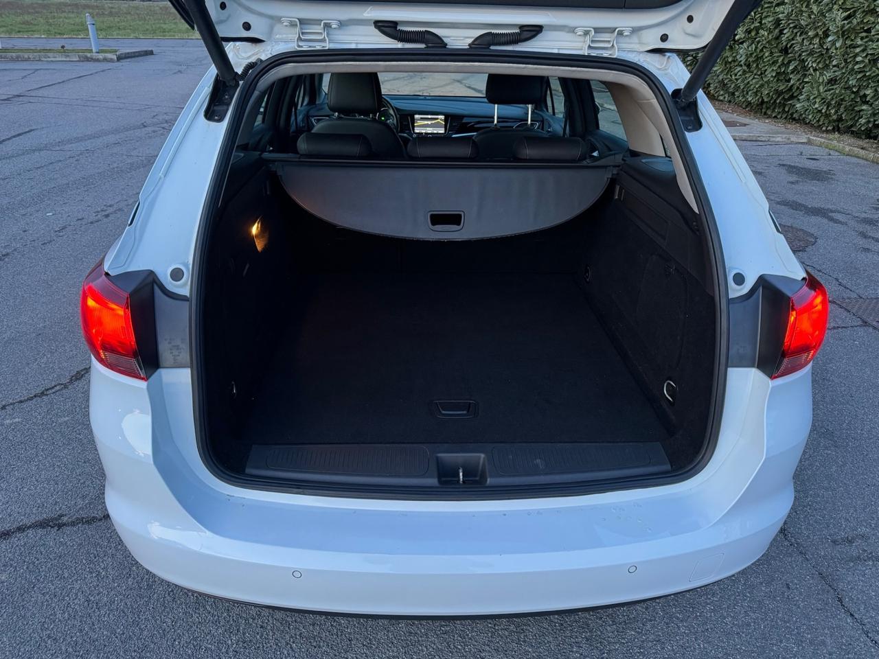 Opel Astra 1.4 Turbo 110CV EcoM Sports Tourer Innovation