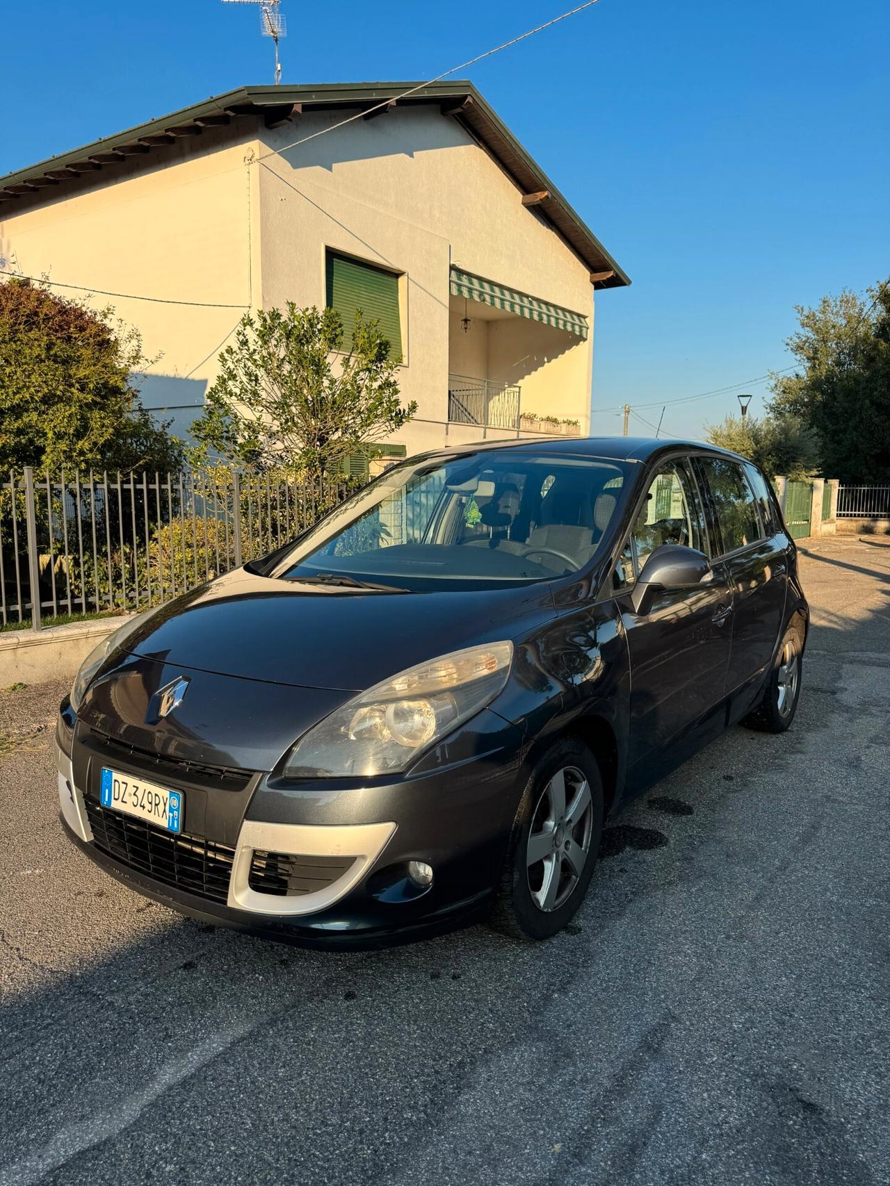 Renault Scenic Scénic X-Mod 1.5 dCi 110CV Luxe