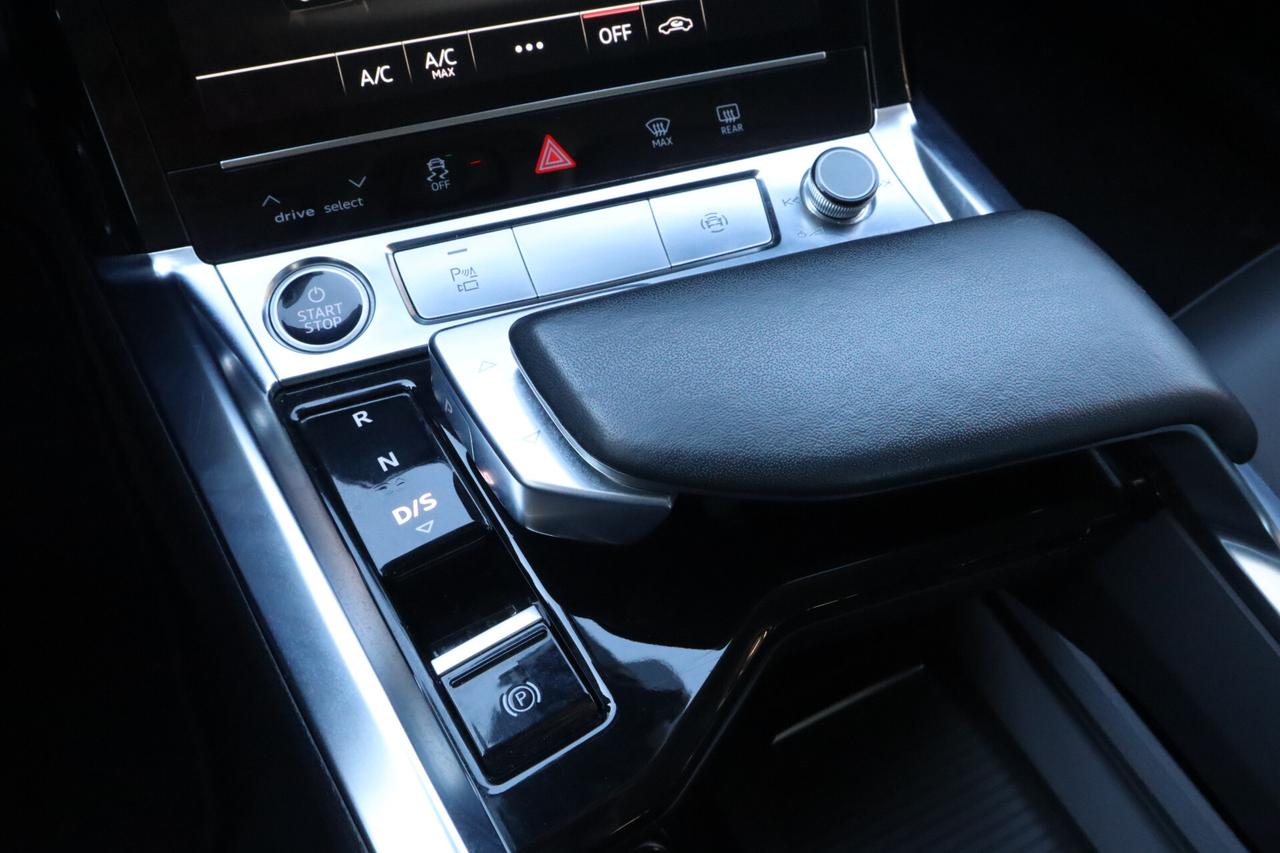 Audi e-tron SPK 55 Quattro 408CV S-LINE MATRIX 20"
