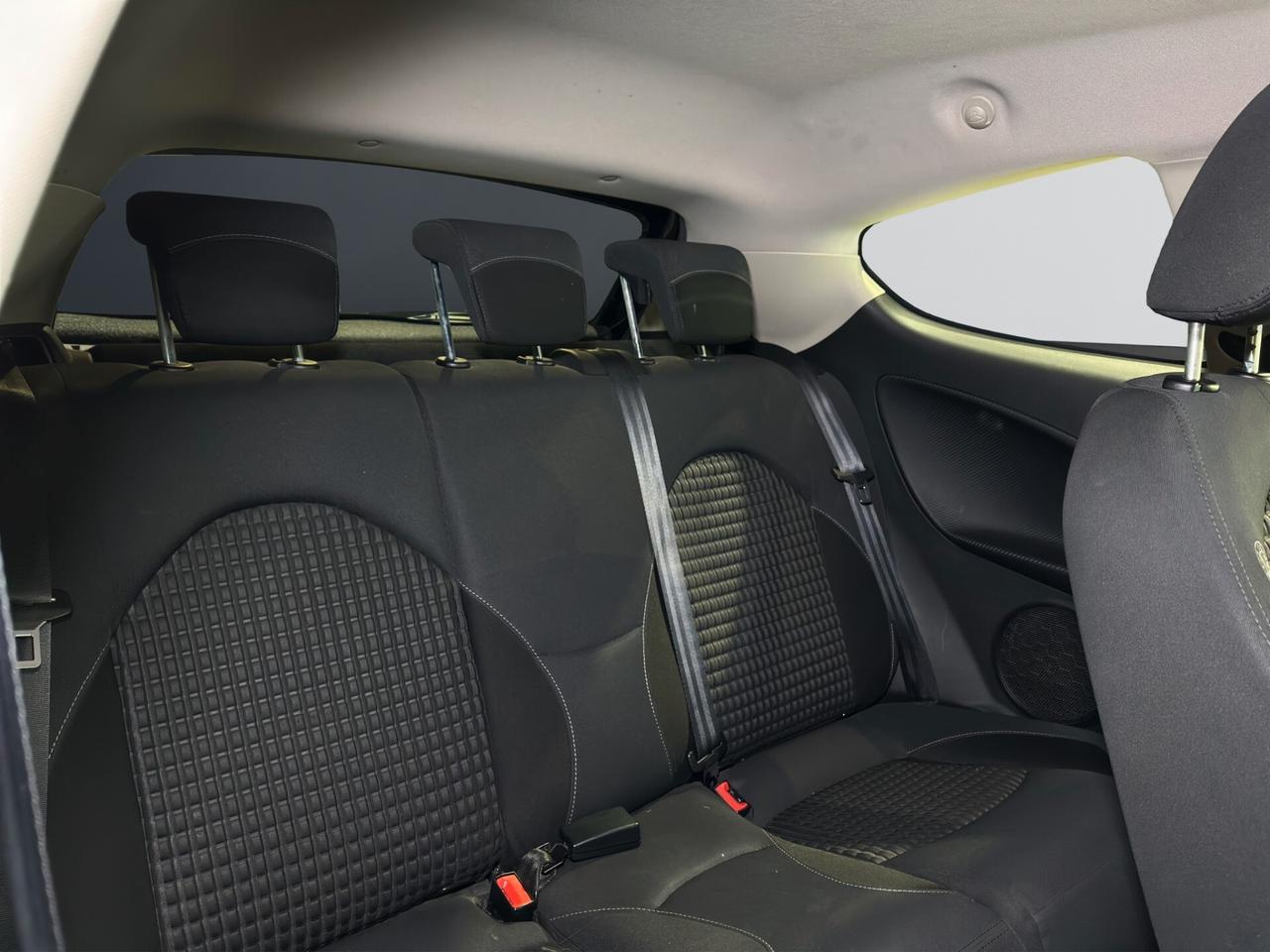 Alfa Romeo MiTo 1.3 jtdm-2 BlackLine Collection 95cv