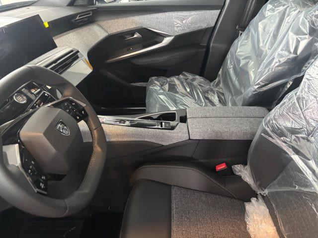 PEUGEOT 3008 Hybrid 145 e-DCS6 Allure