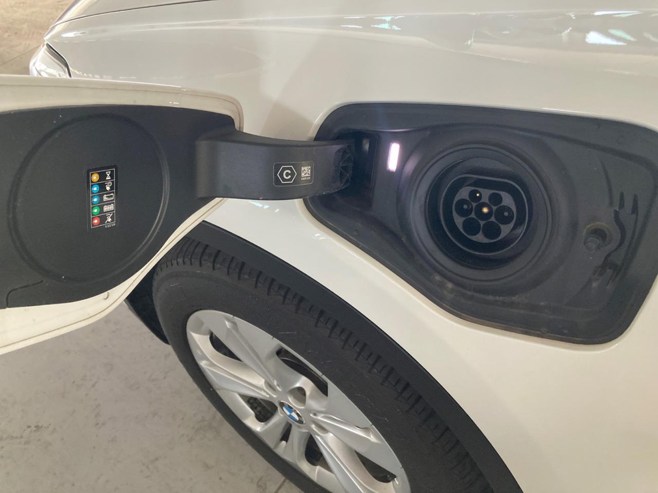 BMW X1 xdrive25e Business Advantage auto