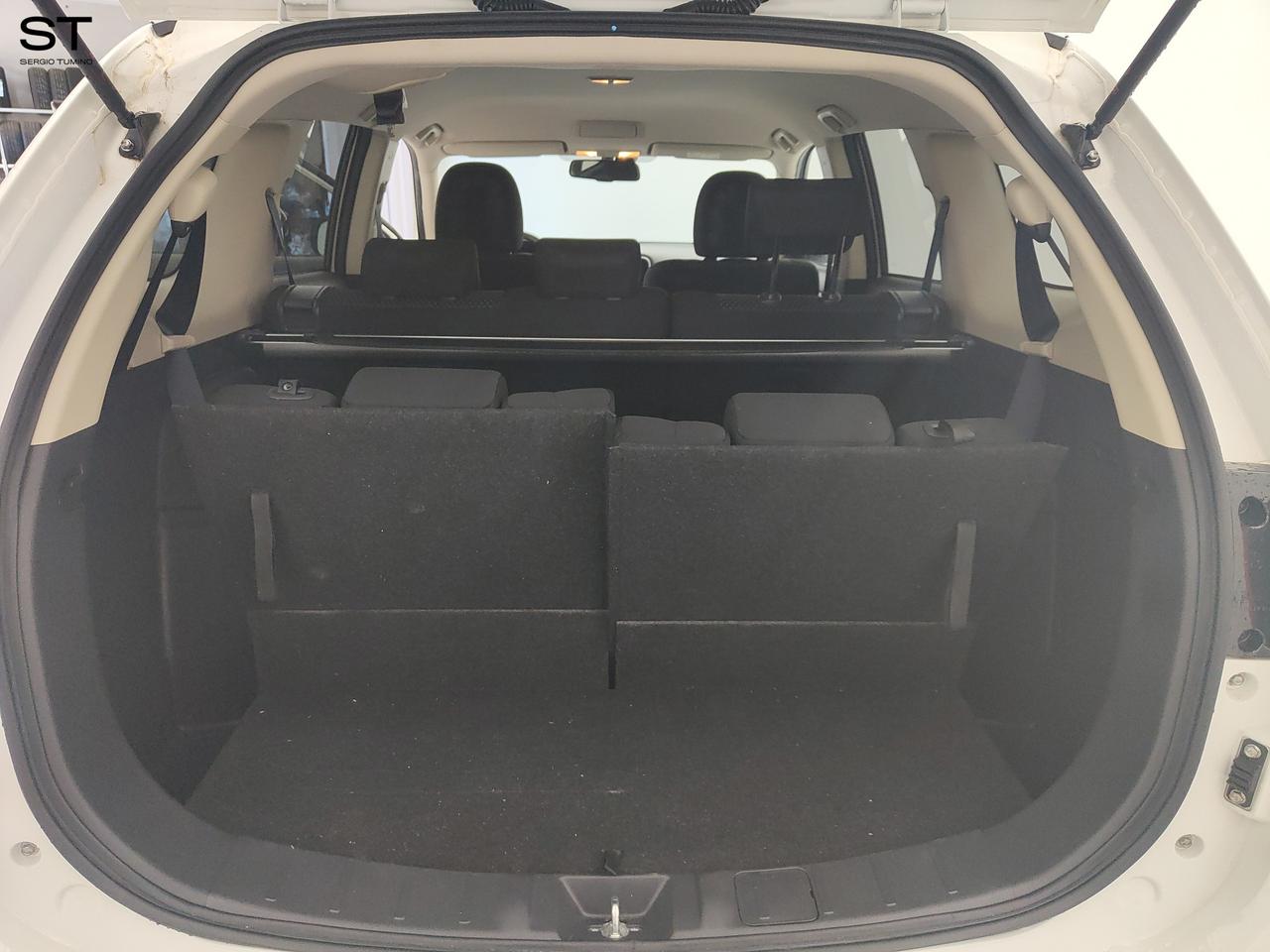 MITSUBISHI Outlander 3ª serie - Outlander 2.2 DI-D 4WD Instyle 7p.