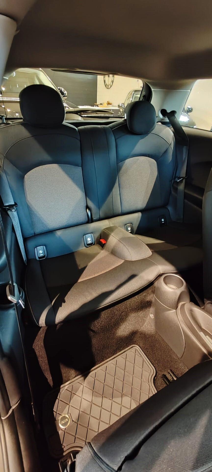 Mini 1.5 Cooper D 116CV BUSINESS XL