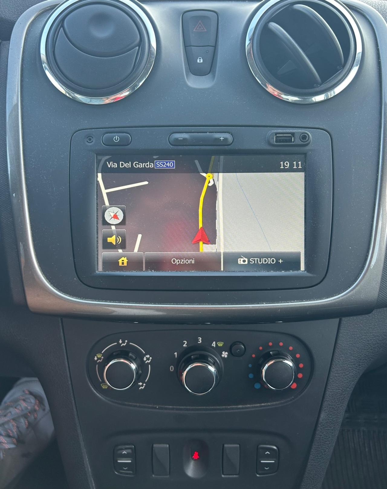 Dacia Sandero 1.2 Neopatentati SOLO 91.000km