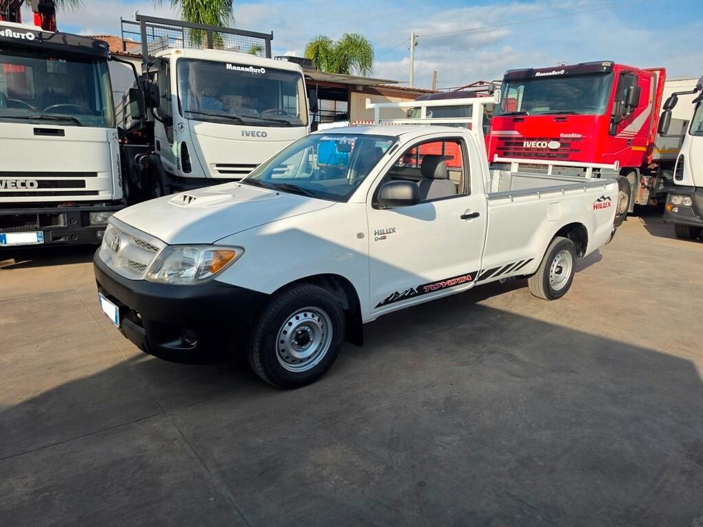 Toyota Hilux 2.5 D-4D 2WD 2p. Pick-up