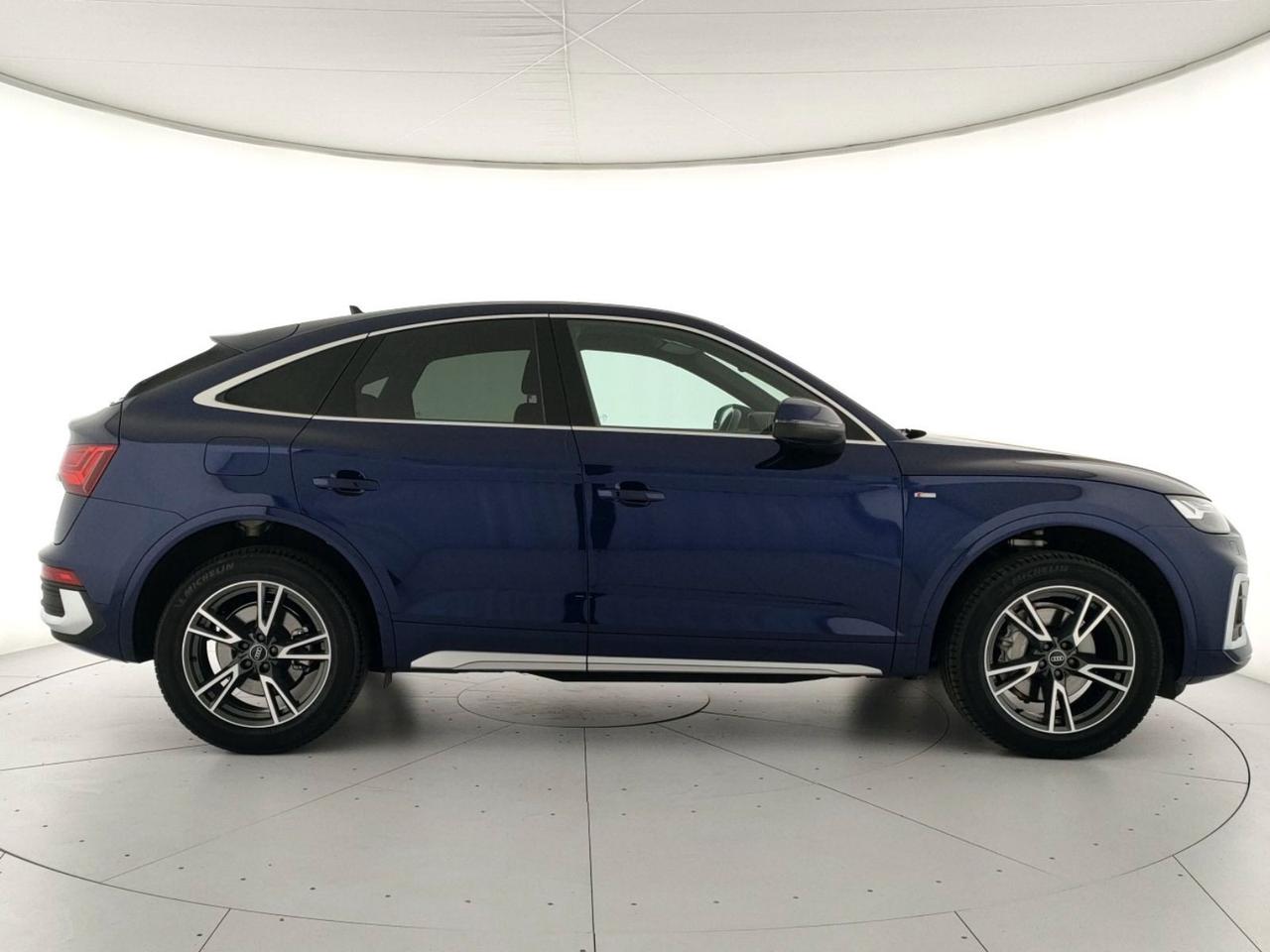 Audi Q5 sportback 40 2.0 tdi mhev 12v s line quattro s-tronic