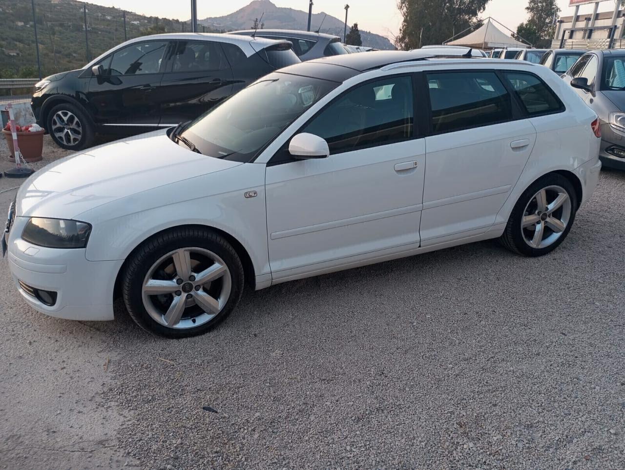 Audi A3 2.0 16V TDI Ambition 140 cv automatica cambio f1