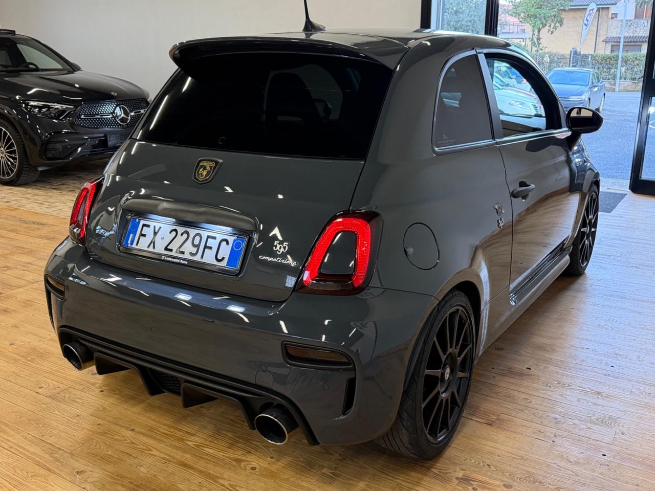 Abarth 595 1.4 Turbo T-Jet 180 CV Competizione