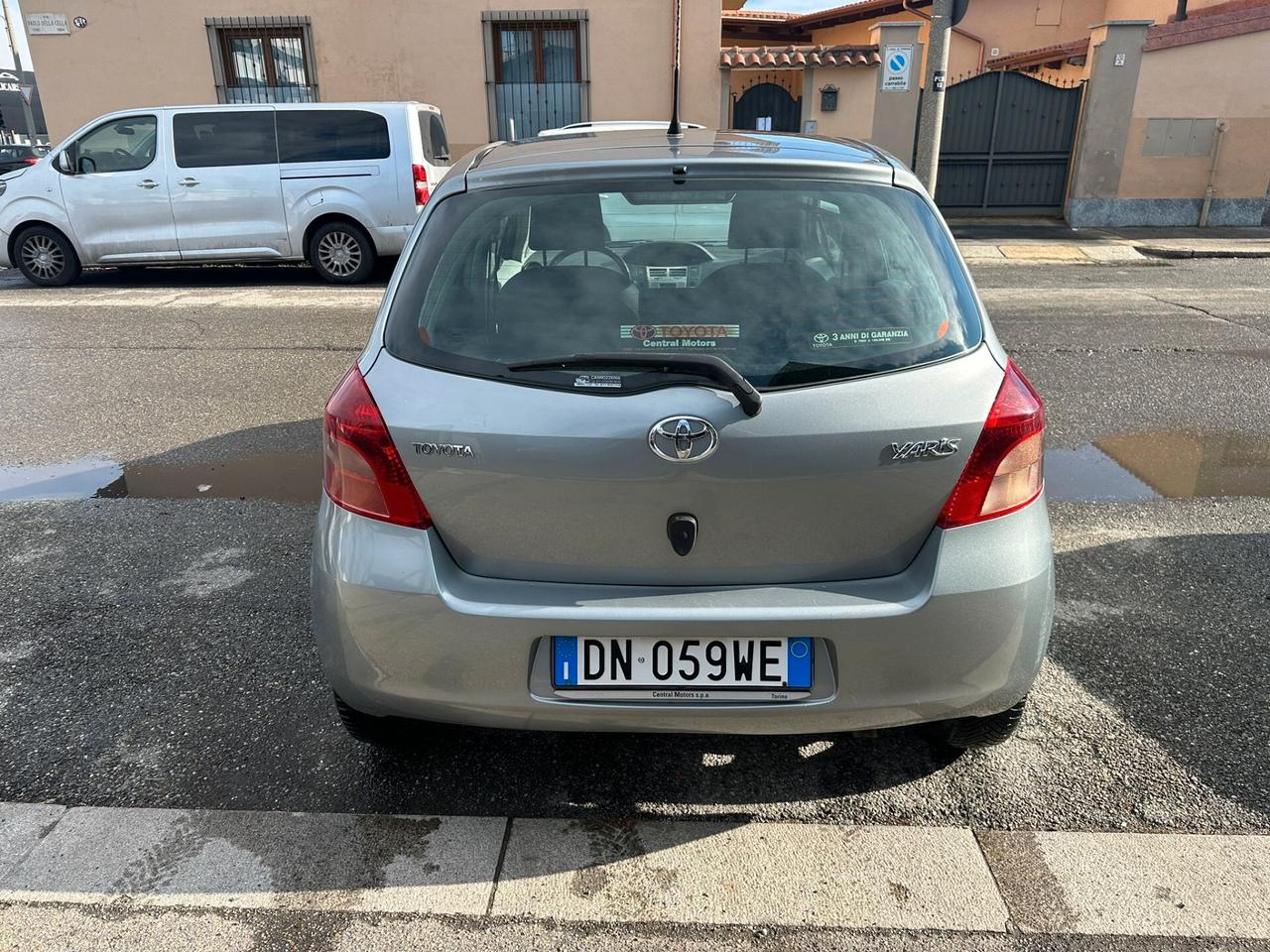 Toyota Yaris 1.3 5 porte Navi