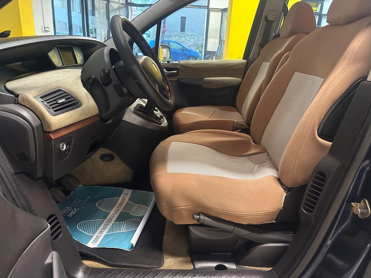 Lancia Phedra 2.2 JTD Executive FAP