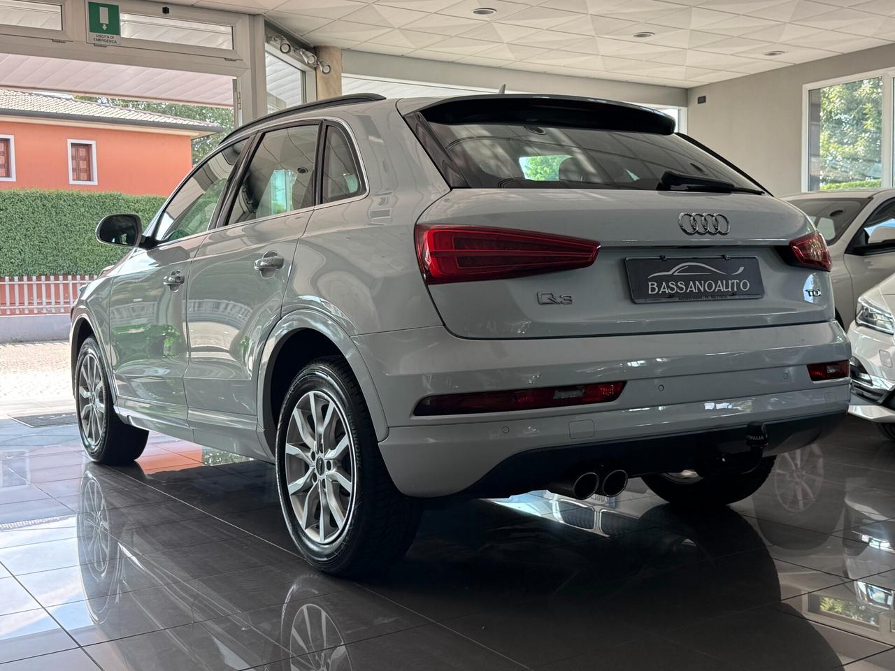 Audi Q3 2.0 tdi Business 150cv GANCIO TRAINO !