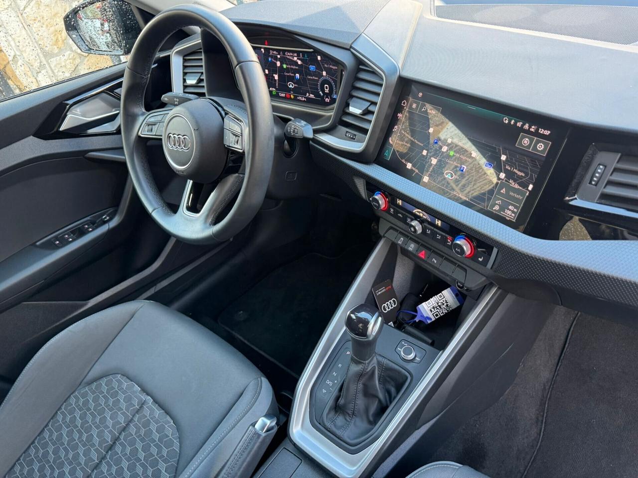 Audi A1 citycarver 30 TFSI S tronic Identity Contrast