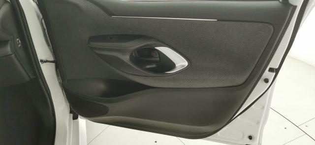 TOYOTA Yaris 1.5 Hybrid 5 porte Business