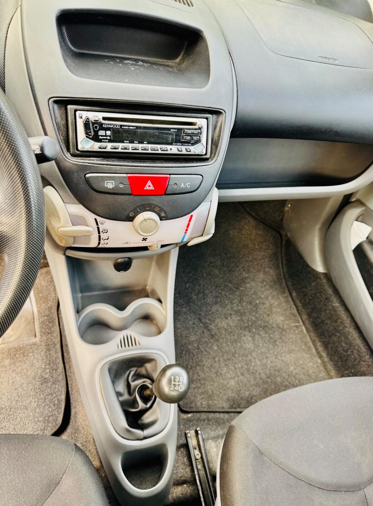 Toyota Aygo 1.0 12V 5 porte 80 mila KM ,