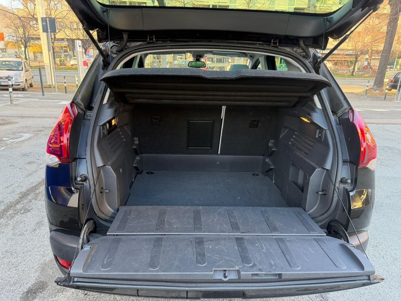 Peugeot 3008 1.6 HDi 115CV Active