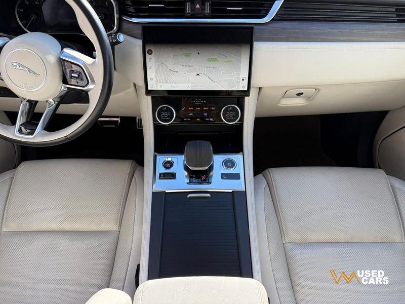 Jaguar F-Pace F-Pace D 200 MHEV R-Dynamic SE aut