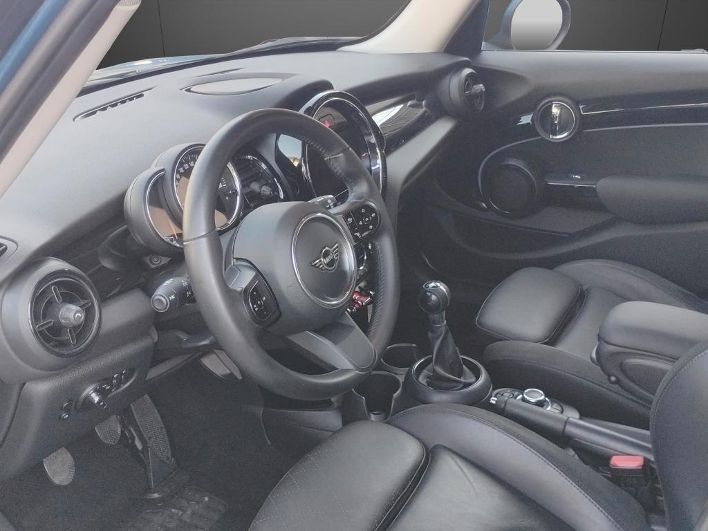 Mini 5 Porte One Essential 1.5 Twin Power Turbo 75cv.SEDILI SPORTIVI