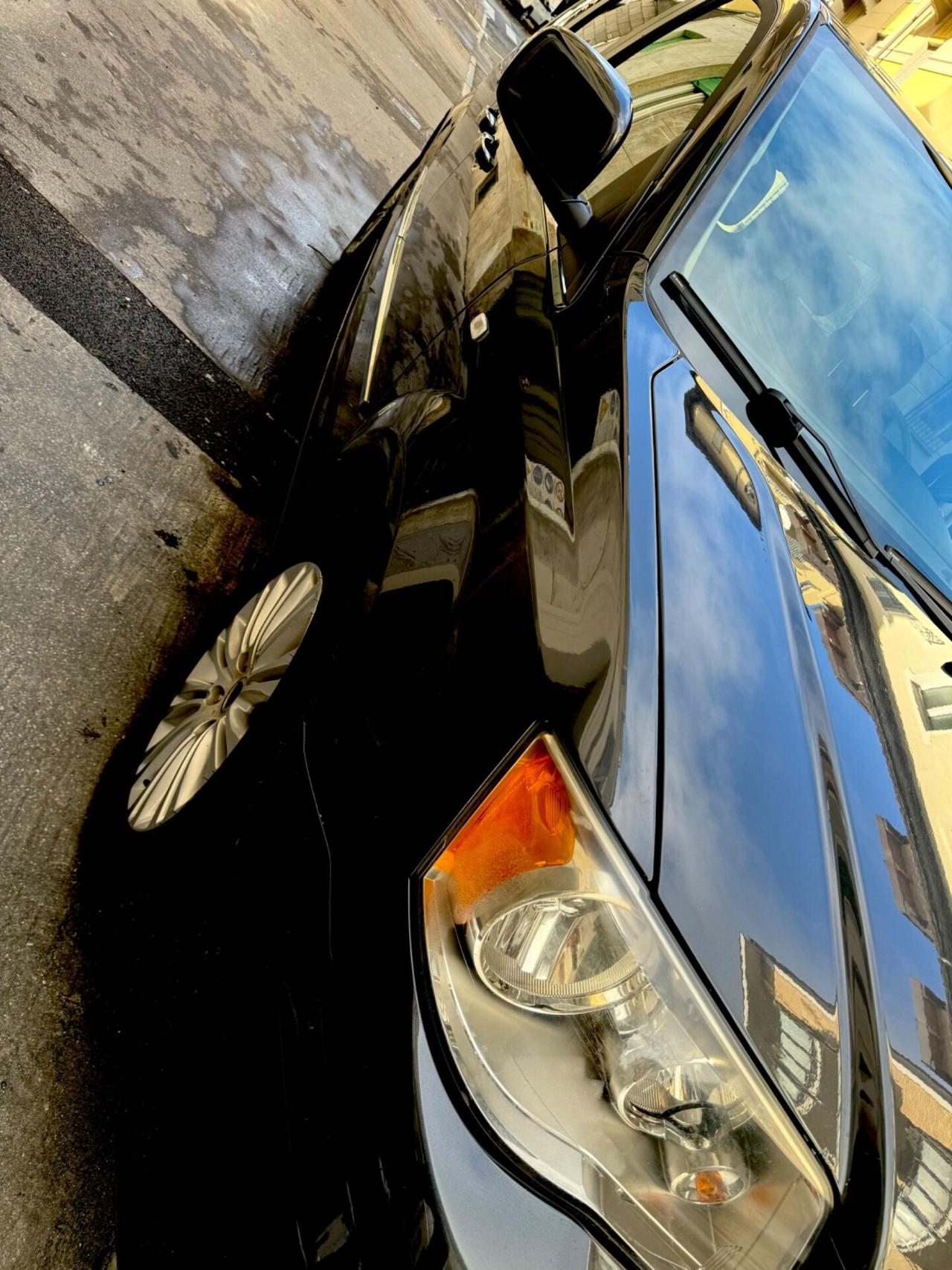 Lancia Voyager 2.8 Turbodiesel Gold 163 CV