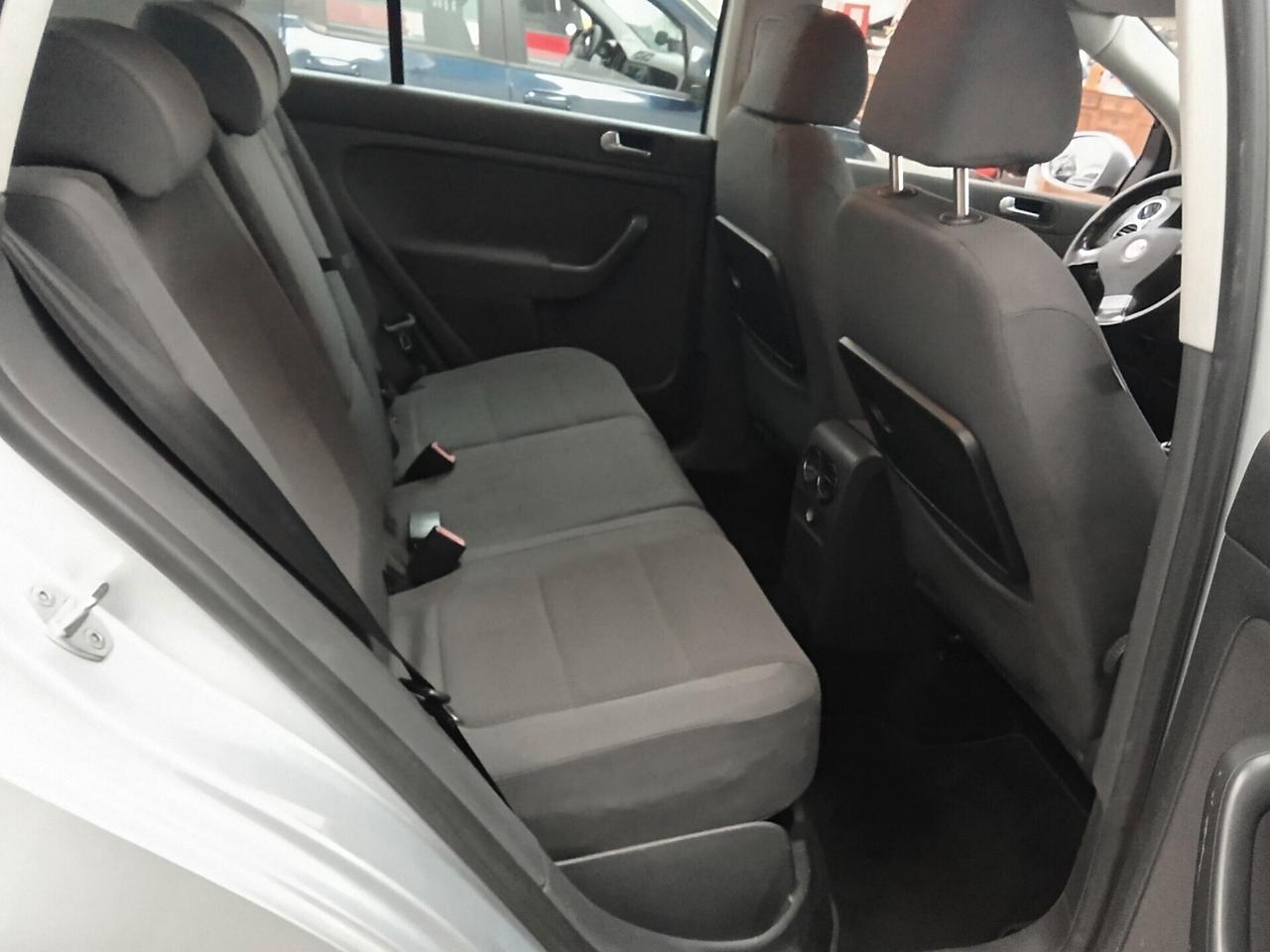 Volkswagen Golf Plus 1.6 BZ/75 KW/Comfortline MULTISPAZIO