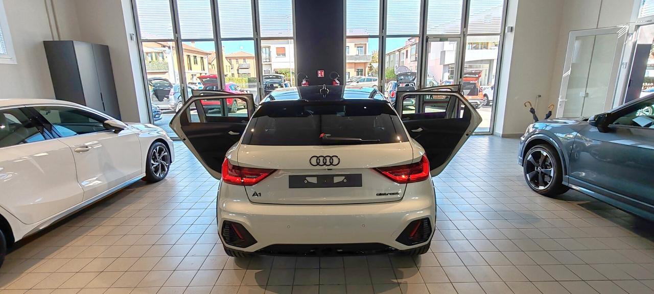 Audi A1 allstreet 30 TFSI Identity Contrast