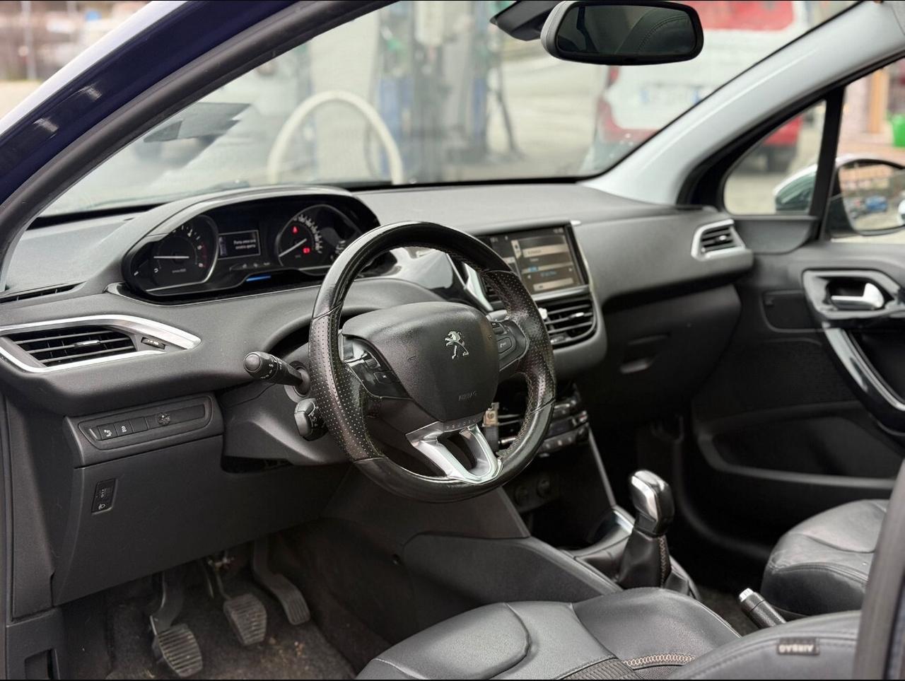 Peugeot 208 1.4 HDi 68 CV 3 porte Allure