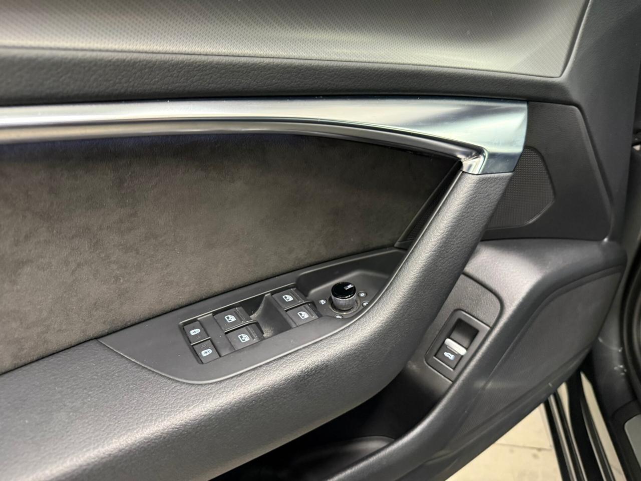 Audi A6 Avant 40 2.0 TDI S-LINE EDITION S-TRONIC