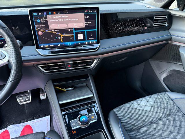 VOLKSWAGEN Tiguan 2.0 TDI DSG 4MOTION R-Line GANCIO Matrix DCC Pano