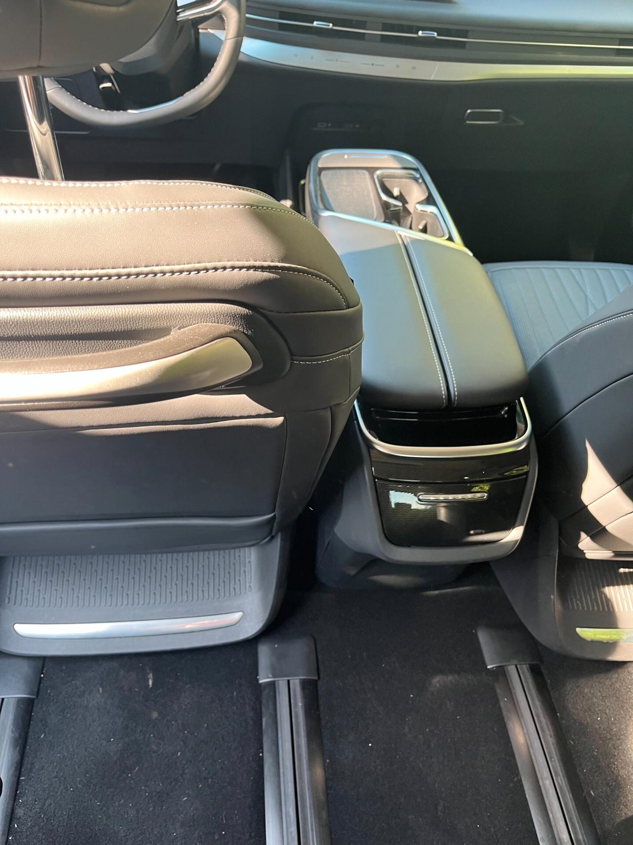 Maxus MIFA 9 Premium 90 kWh