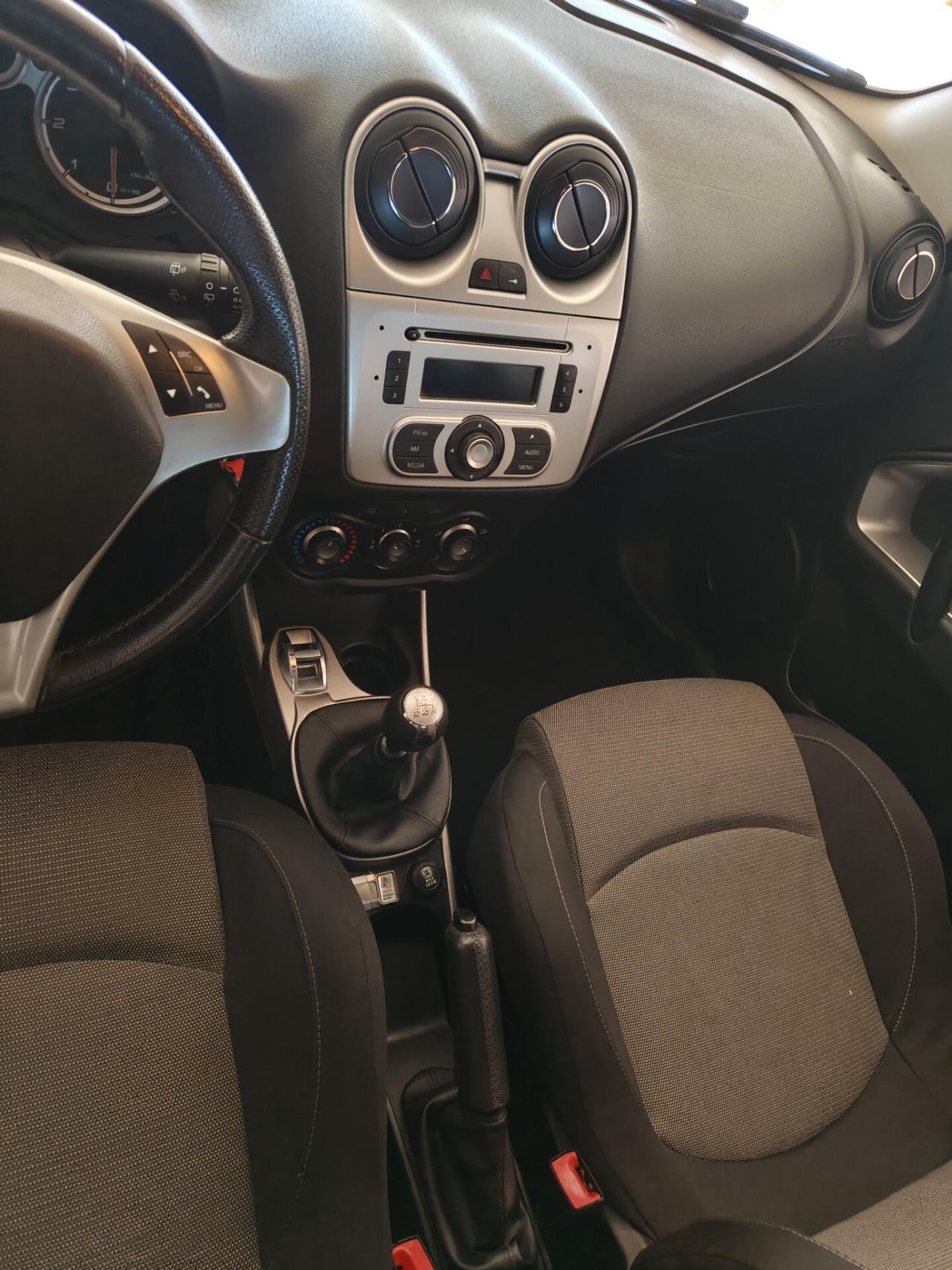 Alfa Romeo MiTo 1.3 JTDm-2 95 CV S&S Distinctive