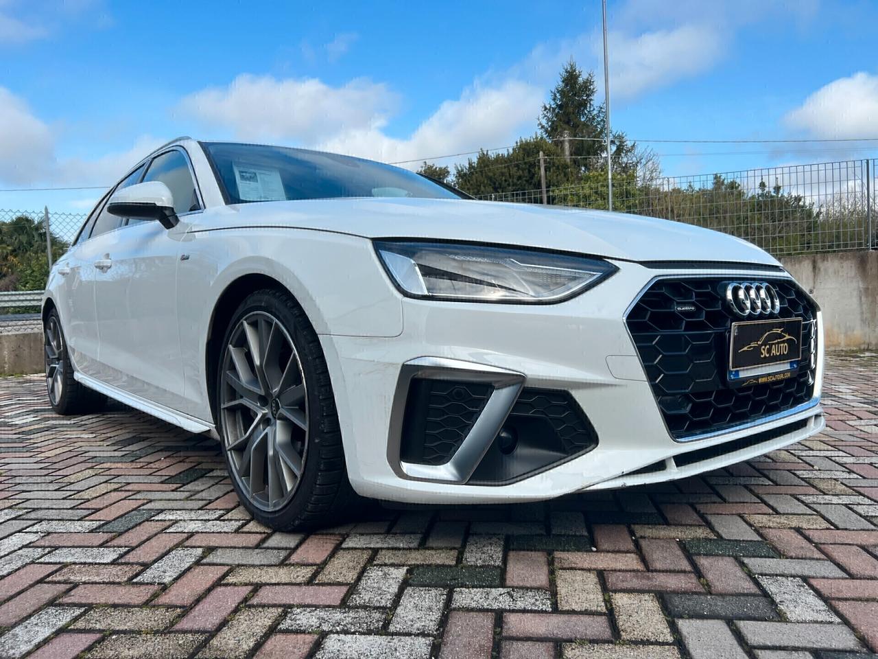 Audi A4 Avant 40 TDI S tronic S line edition