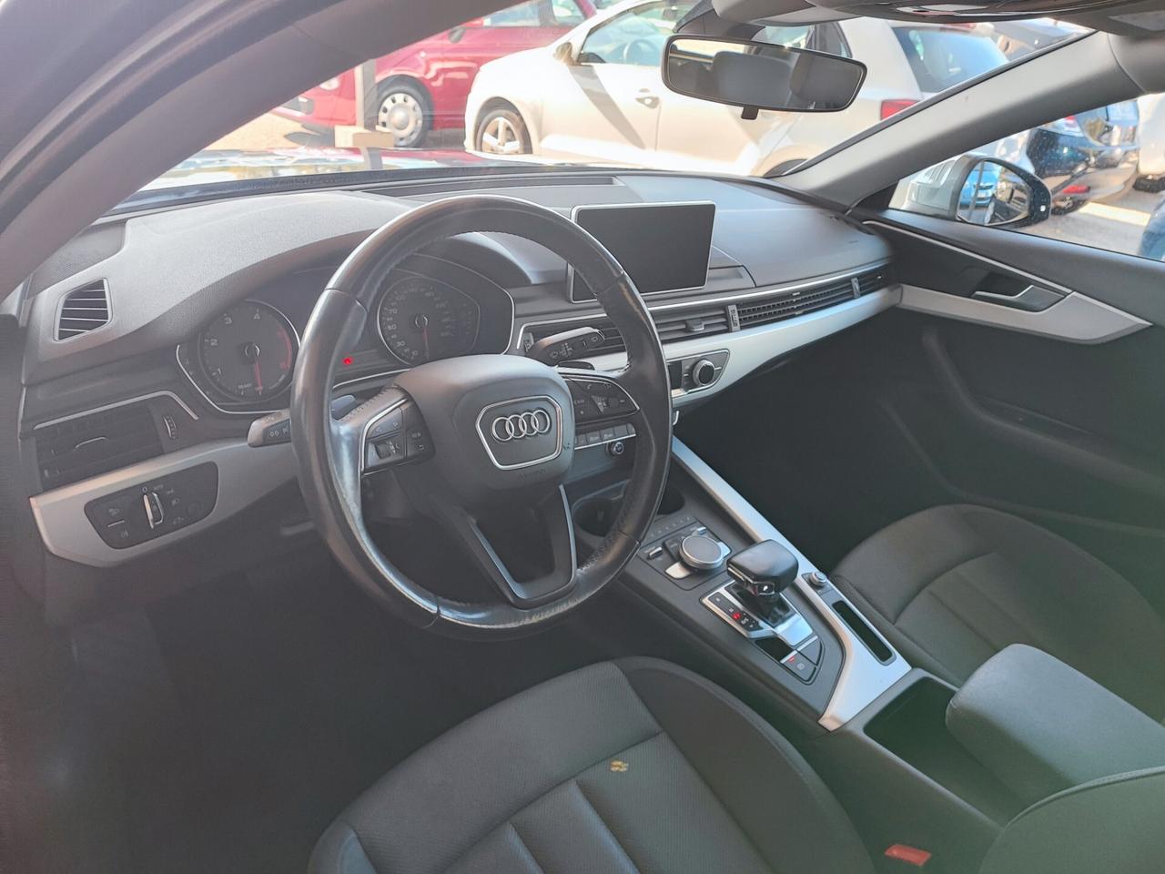 Audi A4 Avant 2.0 TDI 150 CV S tronic LINE EDITION