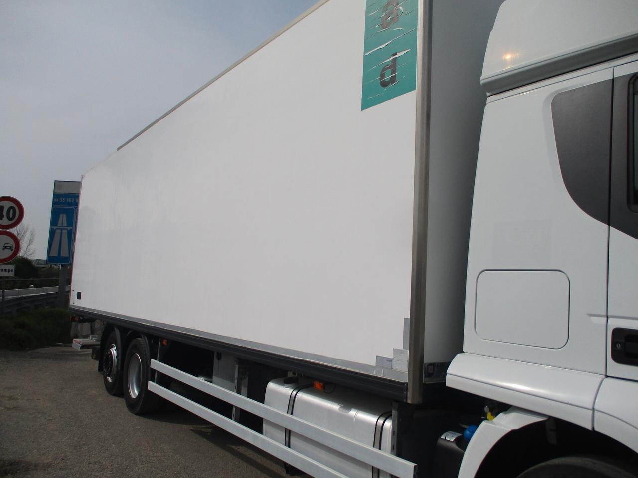 Iveco STRALIS 360 E5 ZF FRIGO+PEDANA 30Q 9.60M 23 PEDANE
