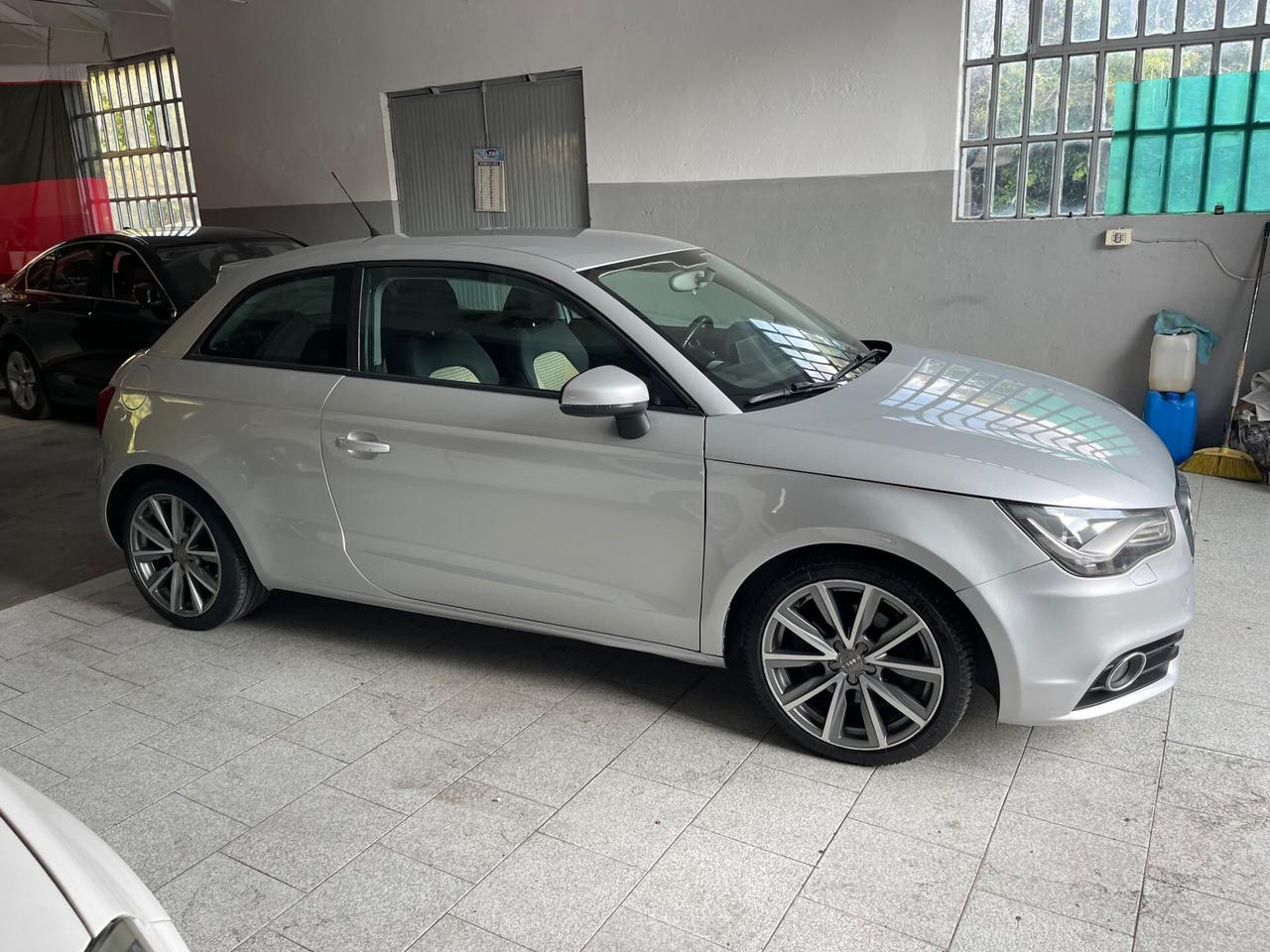 Audi A1 1.4 TFSI S tronic 119g Attraction