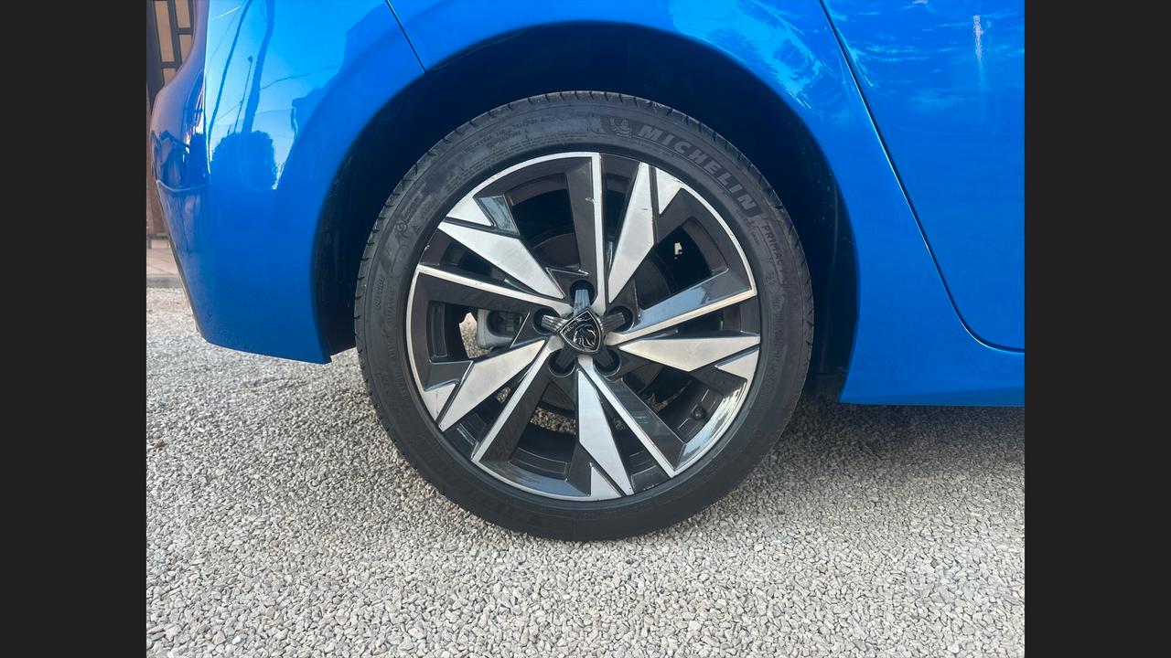 Peugeot 308 2023 1.5 DIESEL 130CV