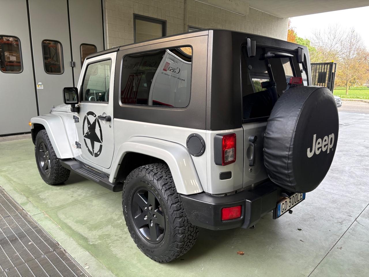 Jeep Wrangler 2.8 CRD DPF Sahara Auto