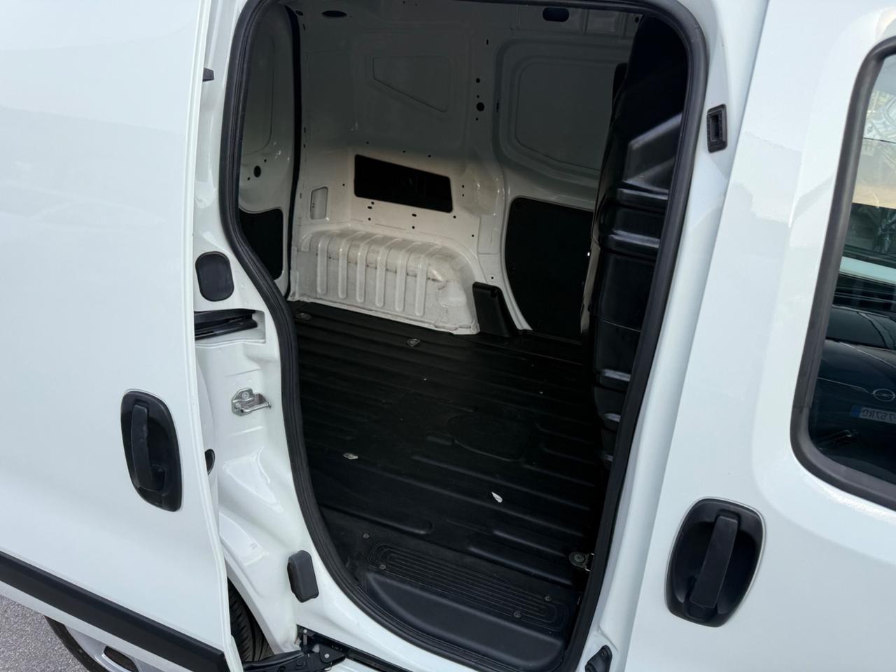 Fiat Fiorino 1.3 MJT 95CV Cargo SX