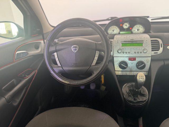 LANCIA Ypsilon 1.3 MJT 90 CV Blue&Me