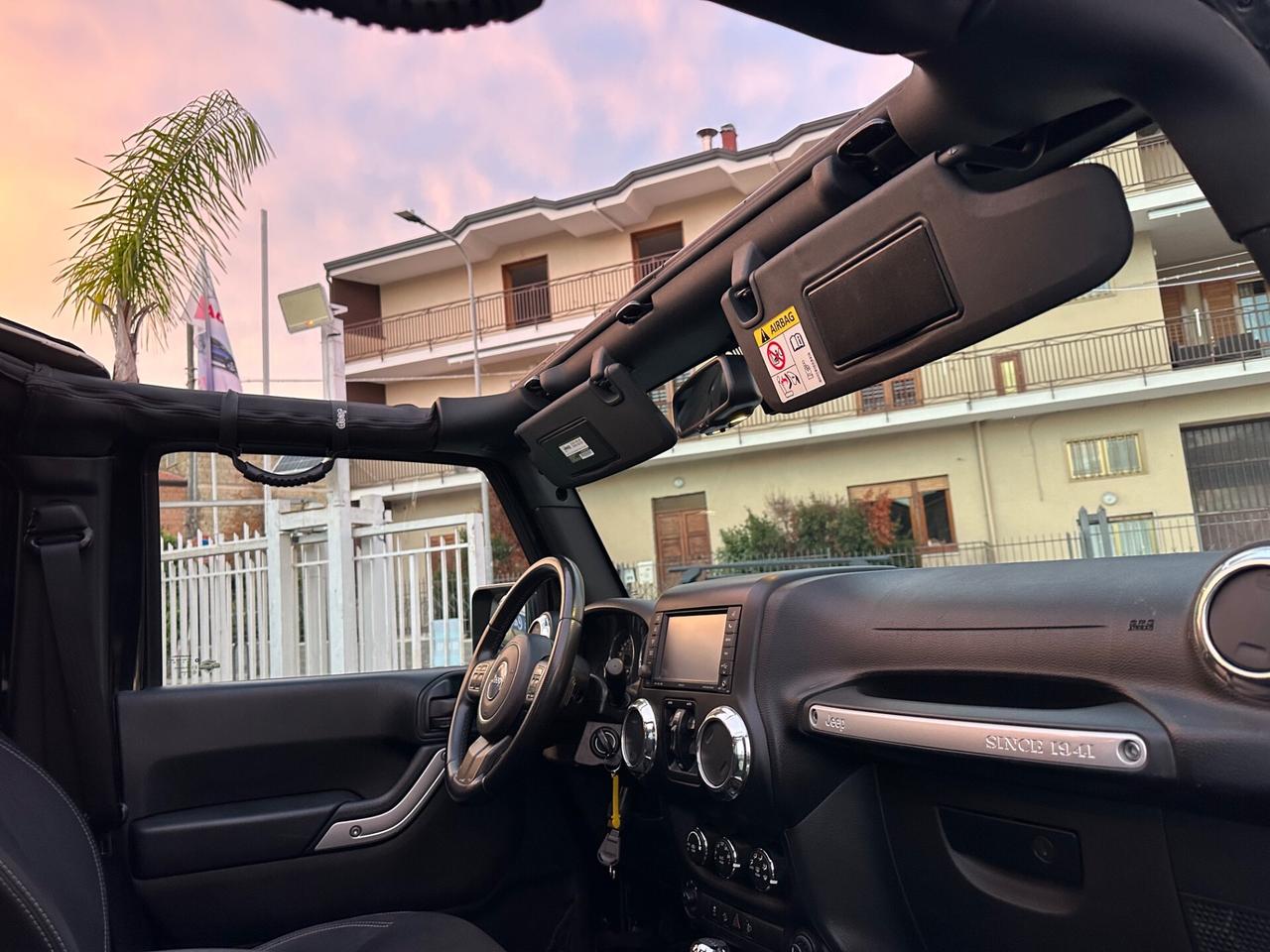 Jeep Wrangler Unlimited 2.8 CRD DPF Sahara/NAVI