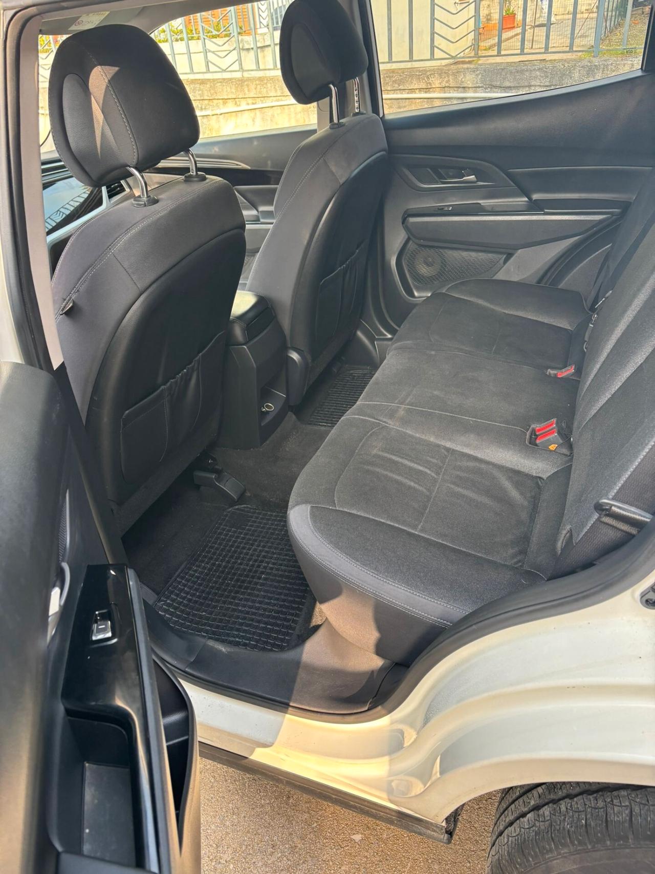 Ssangyong Korando 1.5 GDI-Turbo 2WD Icon