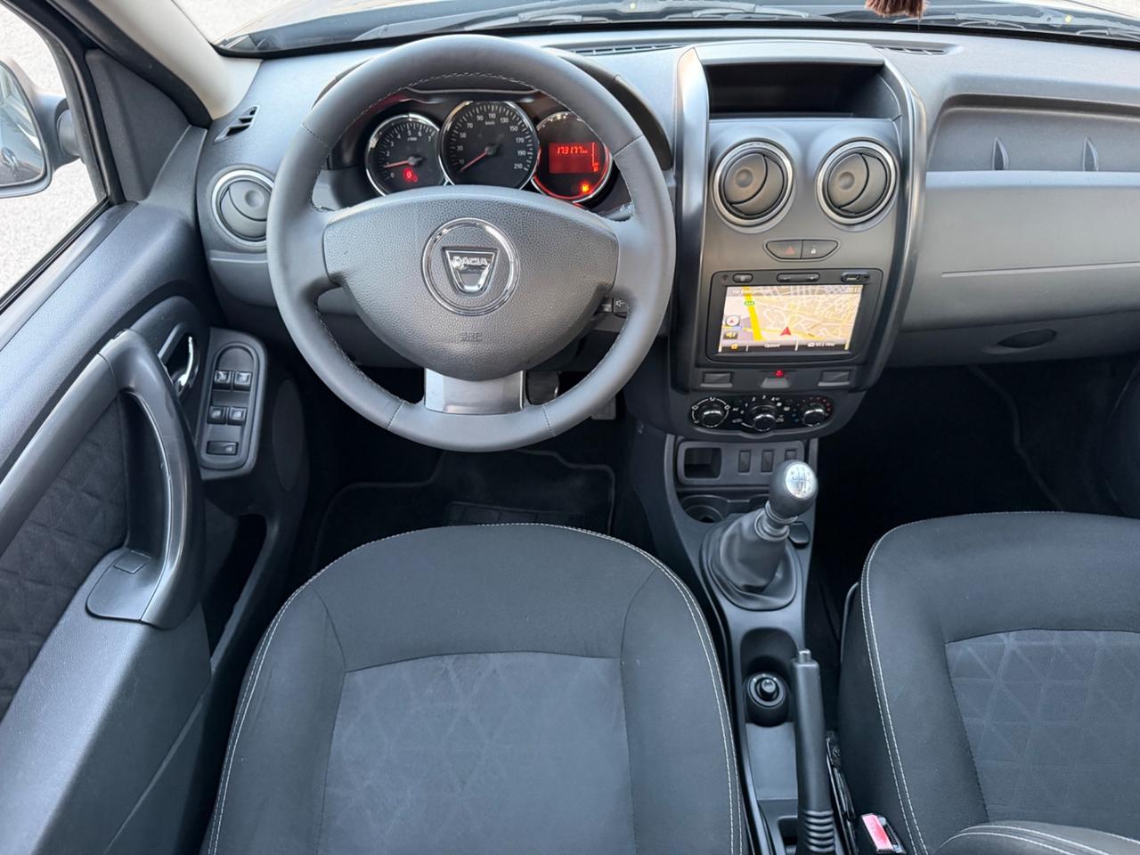 Dacia Duster 1.5 dCi 110 cv 2015 navigatore