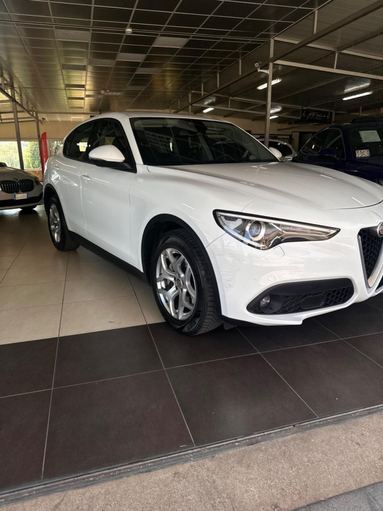 Alfa Romeo Stelvio 2.2 Turbodiesel 190 CV AT8 RWD Executive 2021