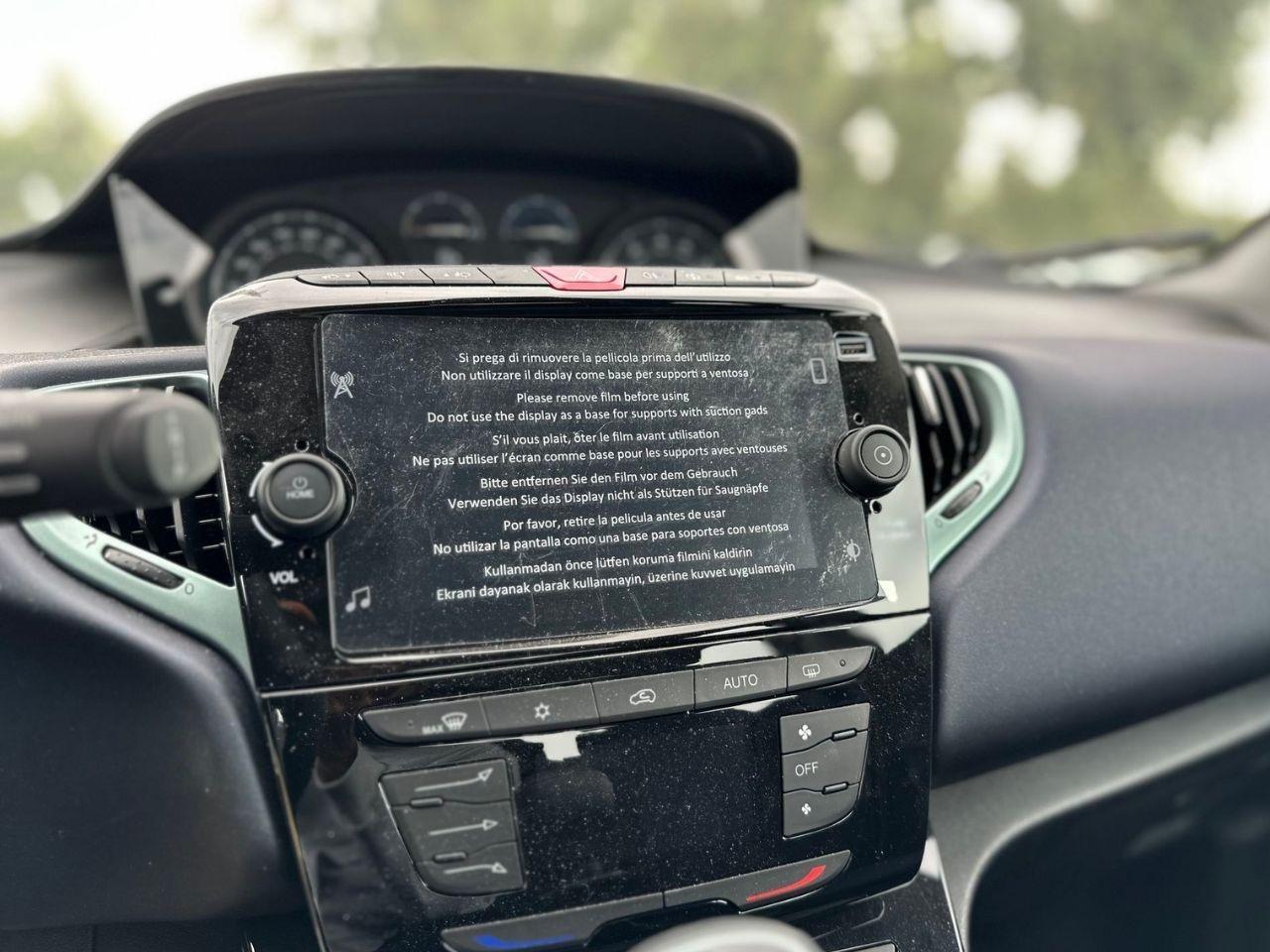 LANCIA Ypsilon III 2021 - Ypsilon 1.0 firefly hybrid Platino s&s 70cv