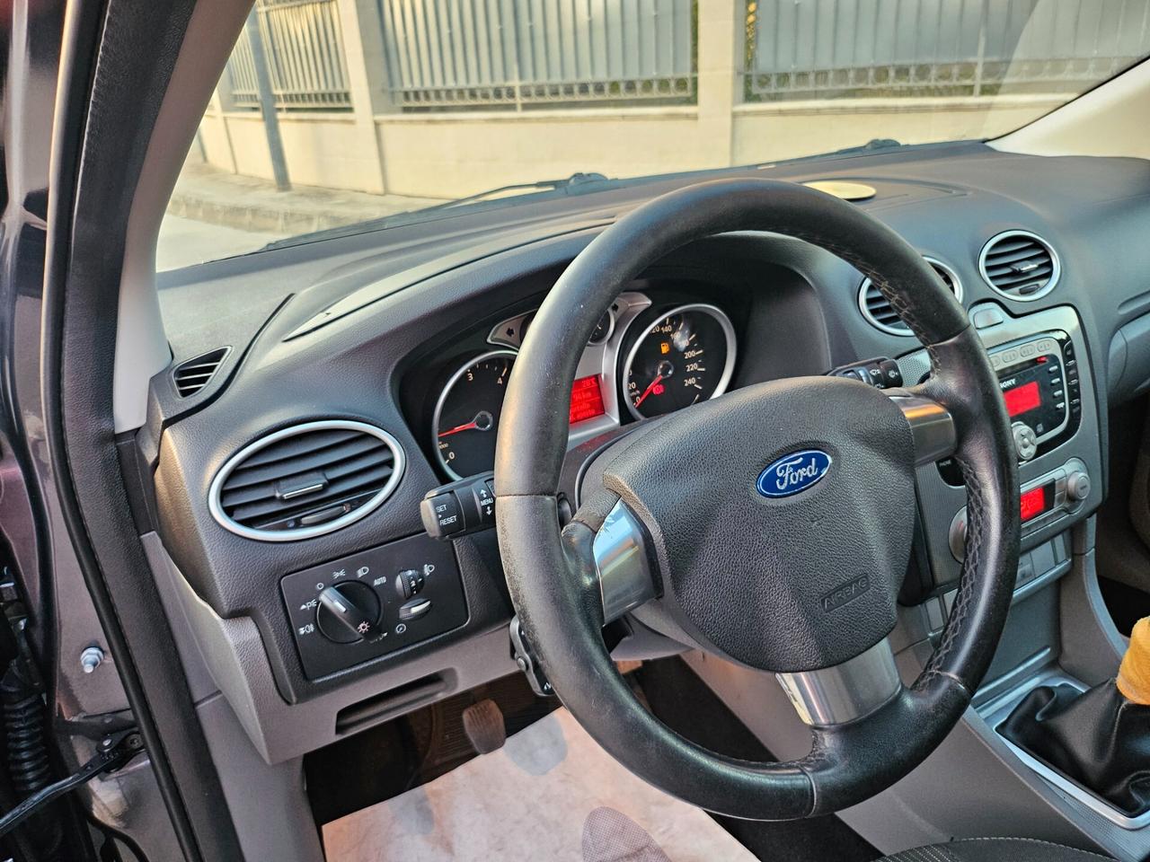 Ford Focus sw 1.6 Tdci 110cv Titanium