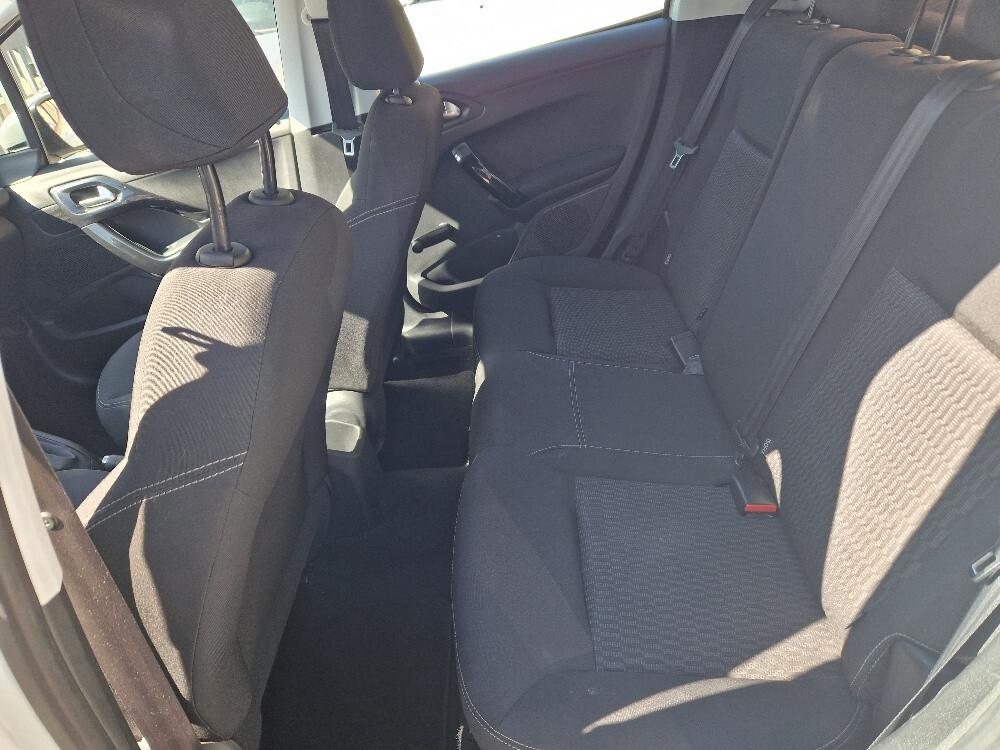 Peugeot 208 BlueHDi 100 S&S 5 porte GT Line