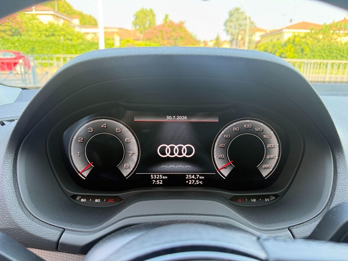 AUDI - Q2 - 35 TFSI Business
