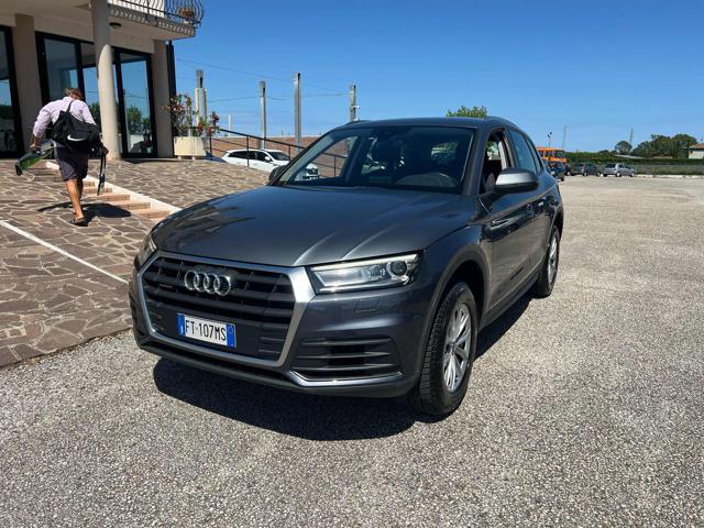 AUDI Q5 3.0 TDI quattro tiptronic Business