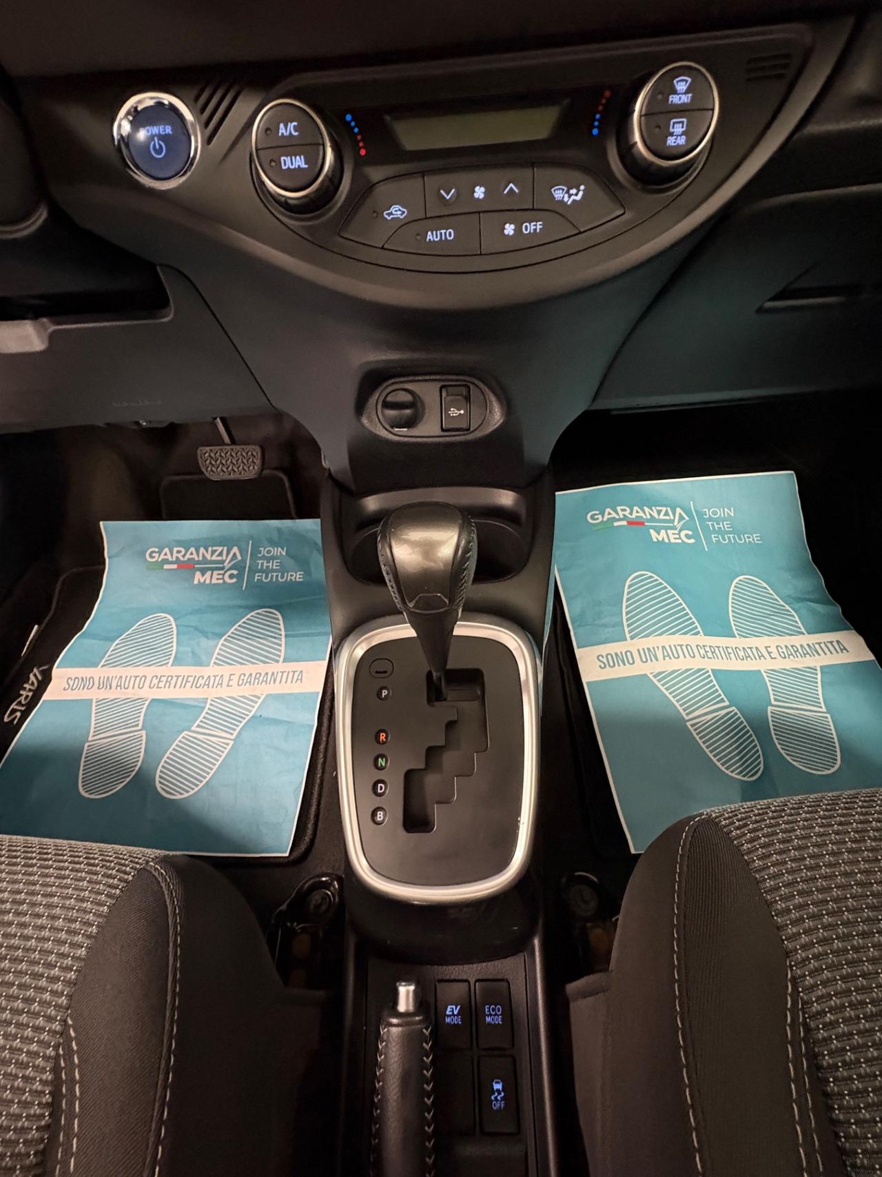 Toyota Yaris Style 1.5 Hybrid 75cv 2017 km 91000