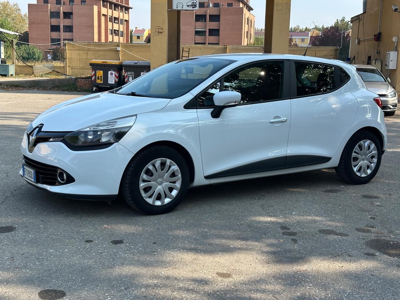 Renault Clio 1.5 dCi 8V 75CV 5 porte Costume National