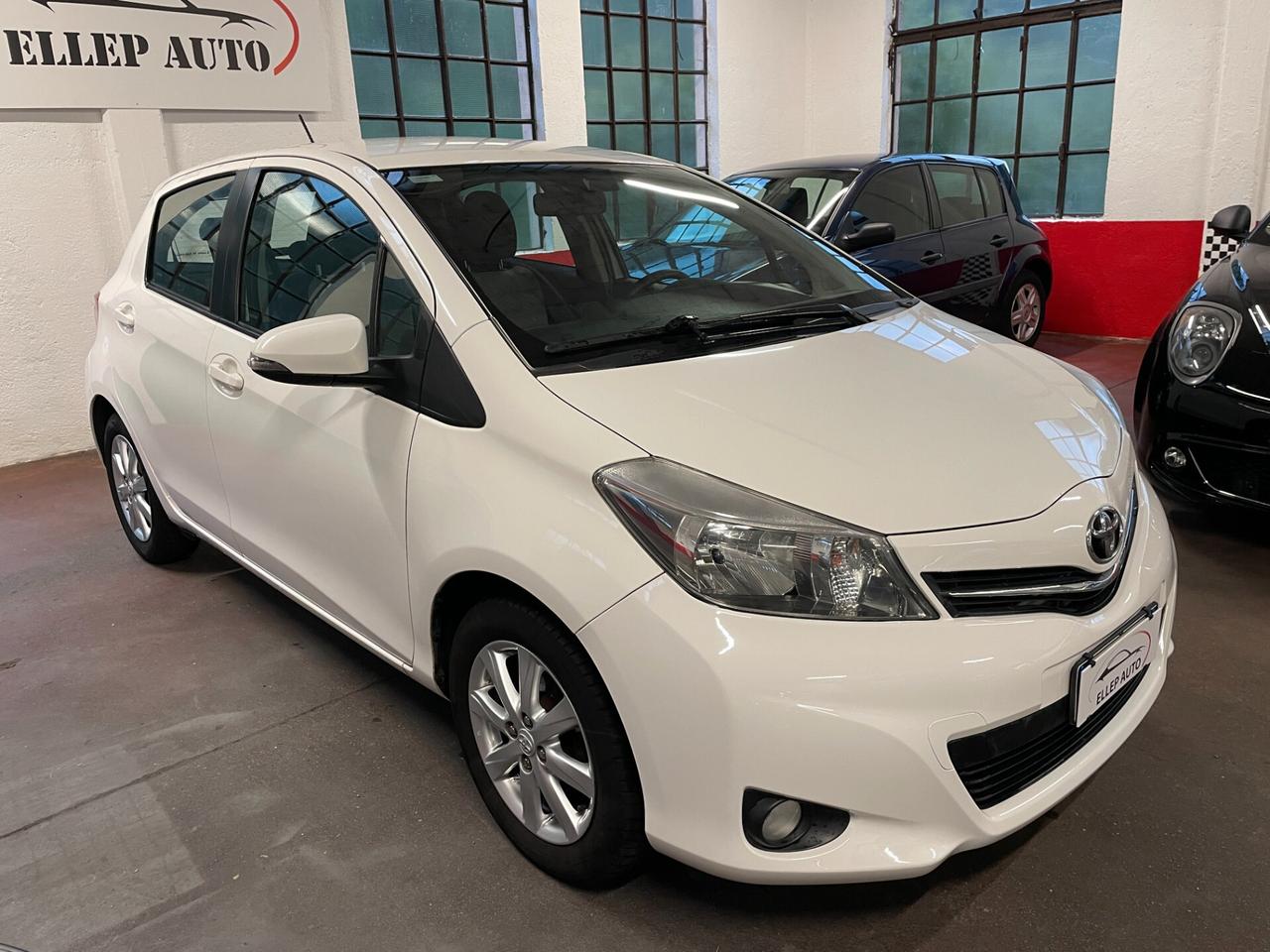 Toyota Yaris 1.0 5 porte NEOPATENTATI